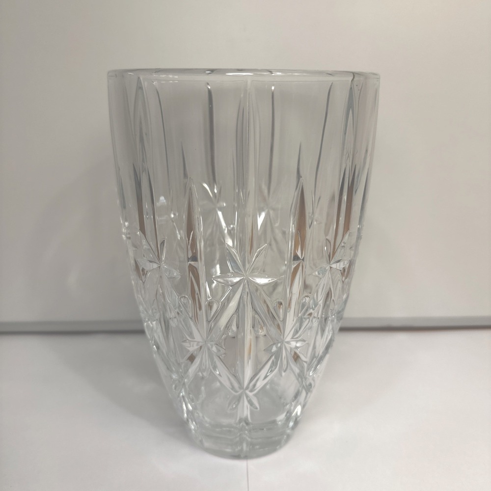 H5 - Waterford Crystal Marquis Sparkle 9" Flower Vase - Signed Heavy Cut Glass